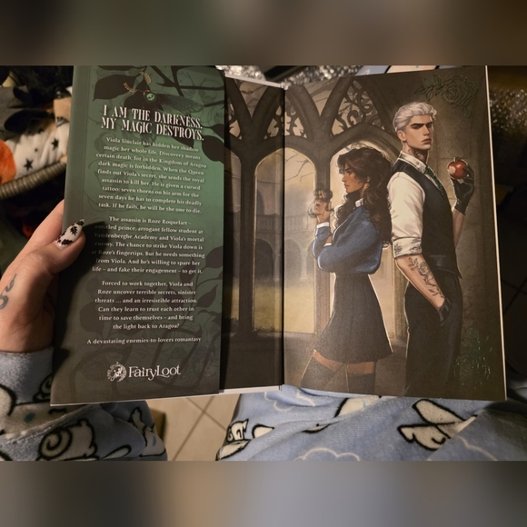 Amber Hamilton 'Seven Deadly Thorns' Book - Picture 3 of 4